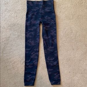 Spanx camouflage leggings